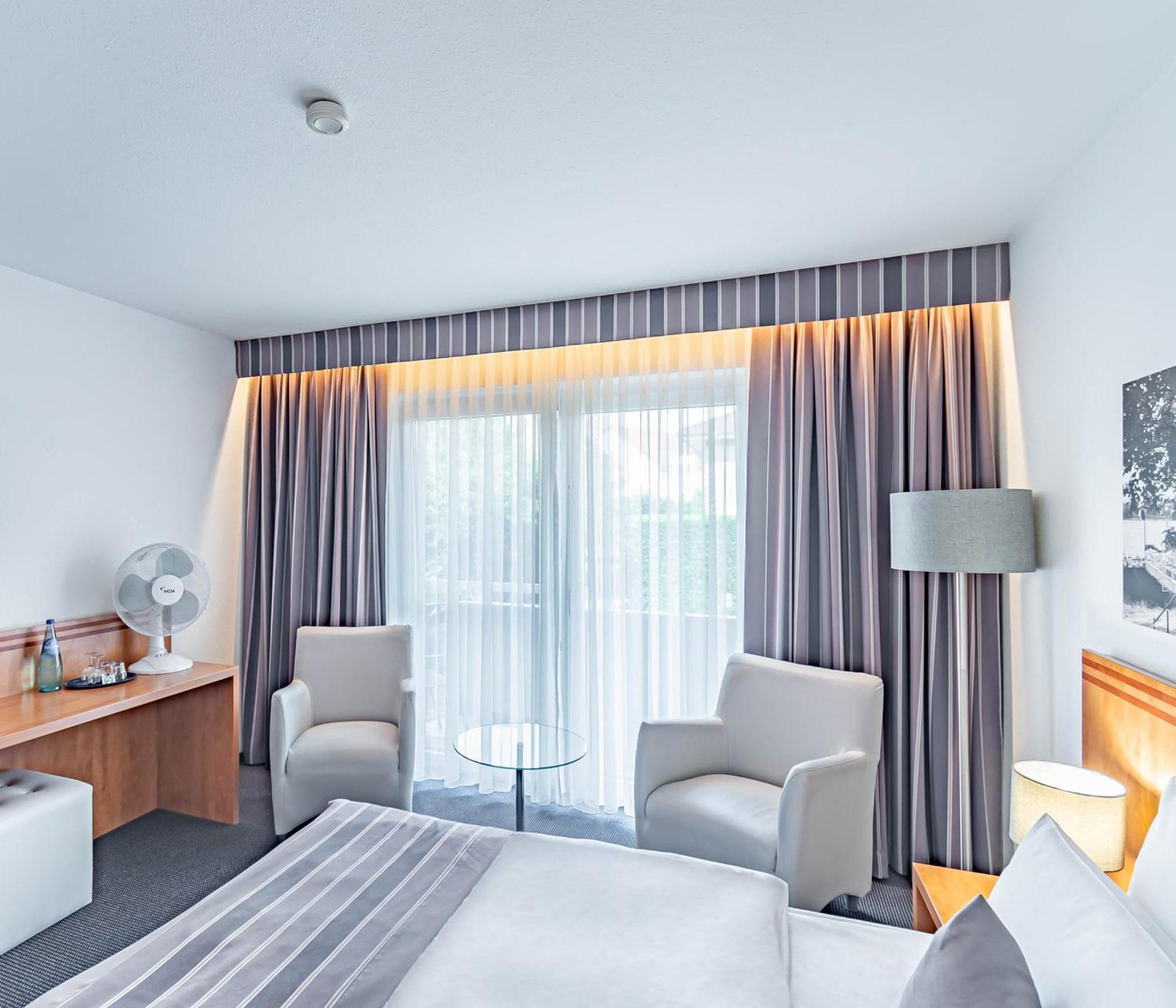 Parkhotel Sonnenberg Eltville am Rhein Exterior foto